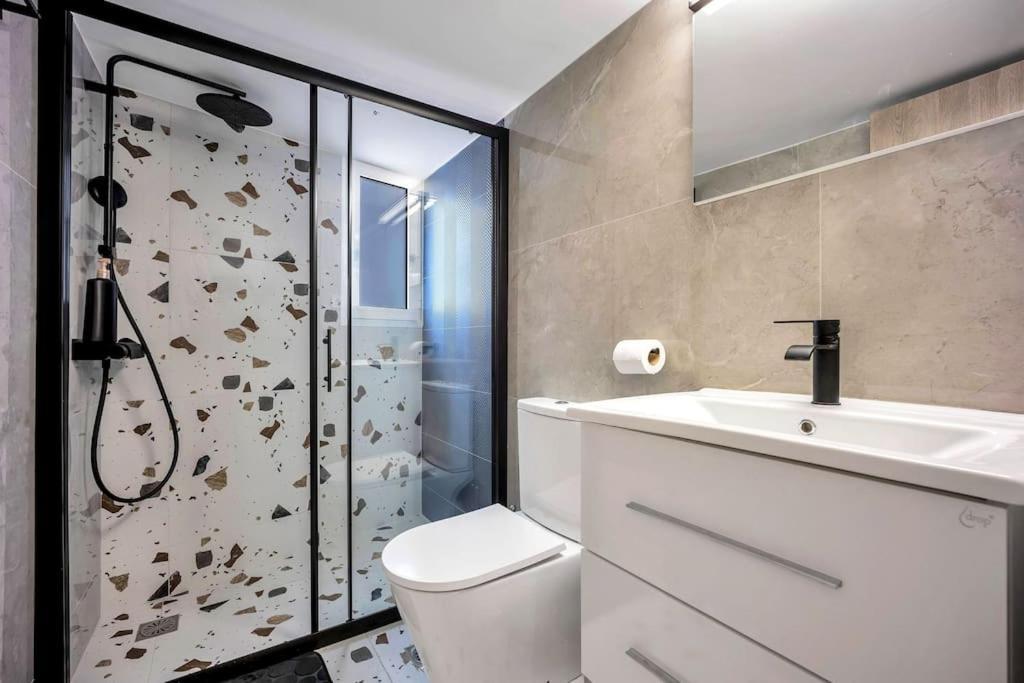 Artemis Modern Apartment Atenas Exterior foto