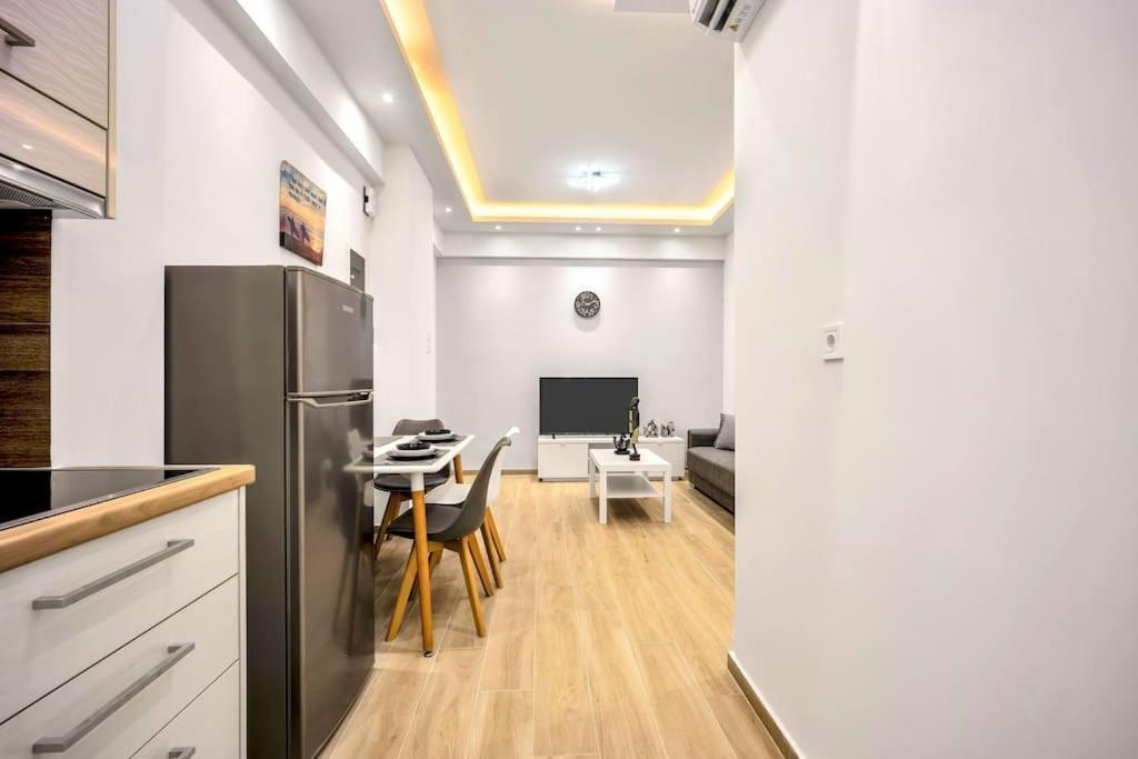 Artemis Modern Apartment Atenas Exterior foto