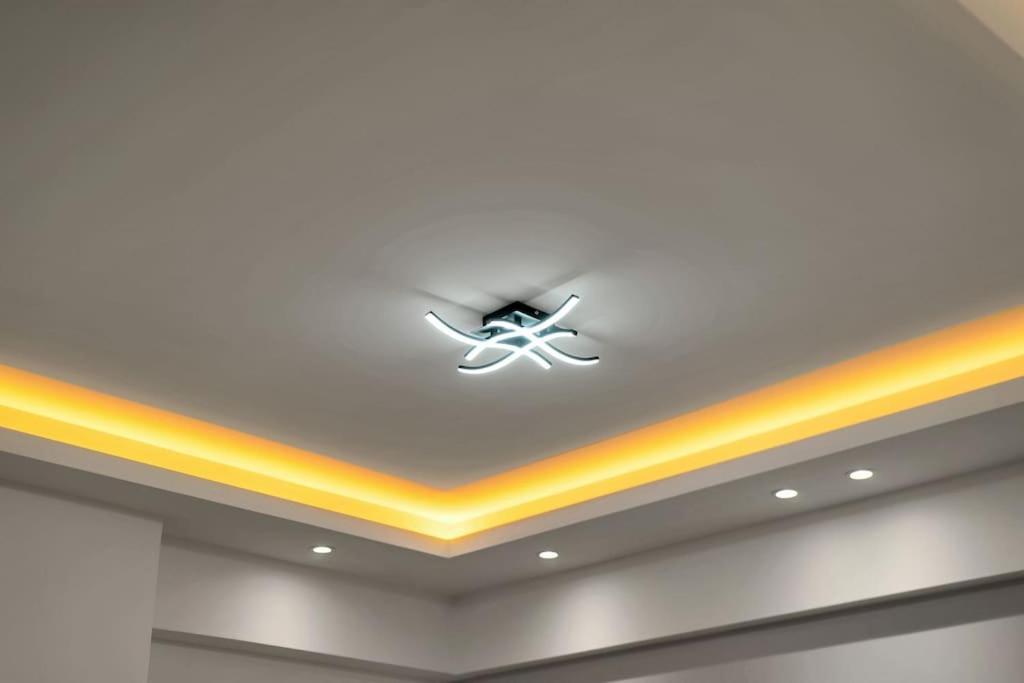 Artemis Modern Apartment Atenas Exterior foto