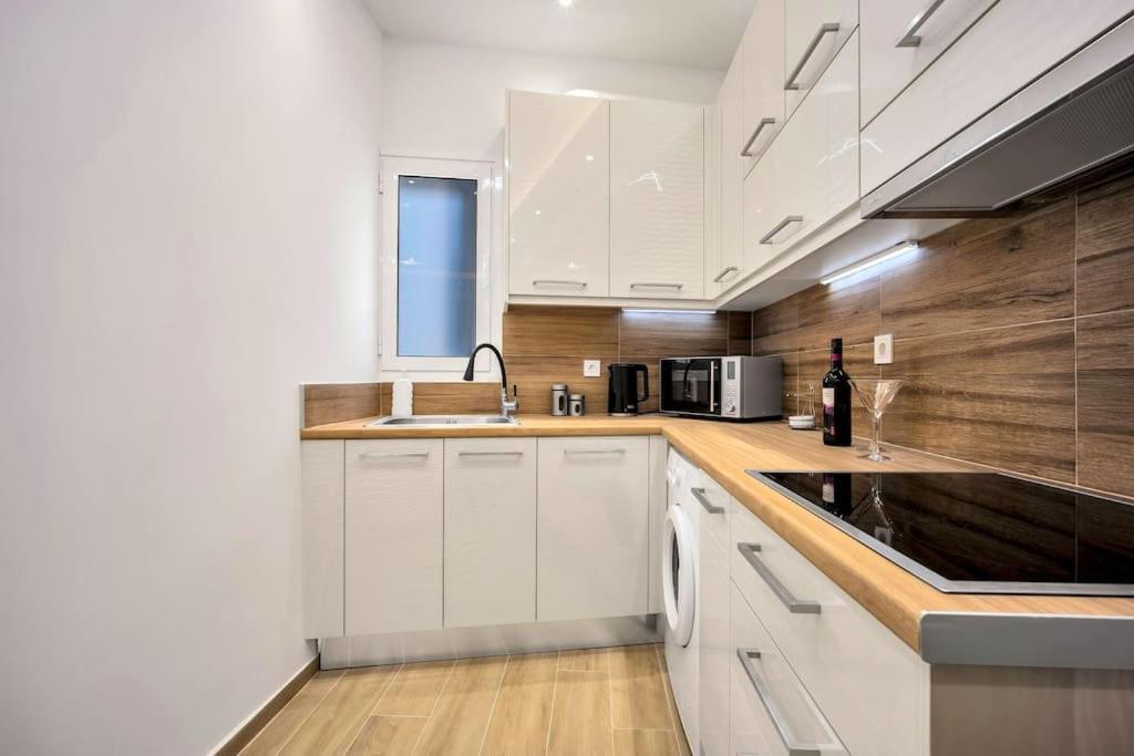Artemis Modern Apartment Atenas Exterior foto