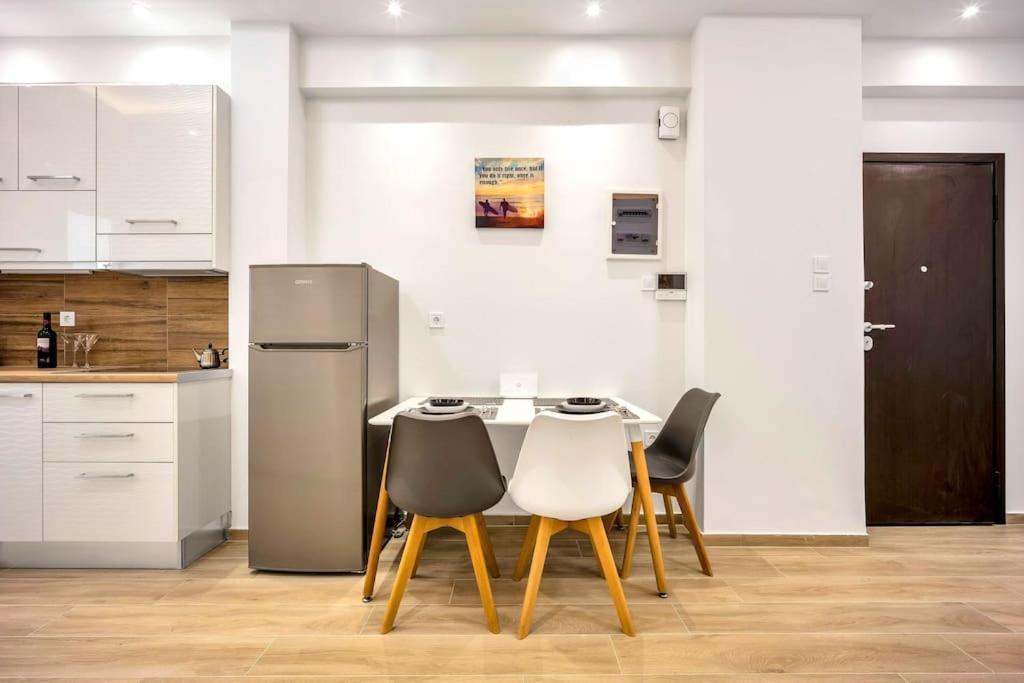 Artemis Modern Apartment Atenas Exterior foto