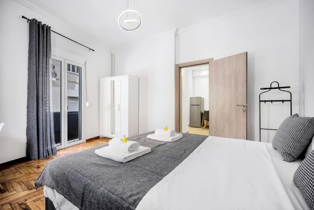 Artemis Modern Apartment Atenas Exterior foto