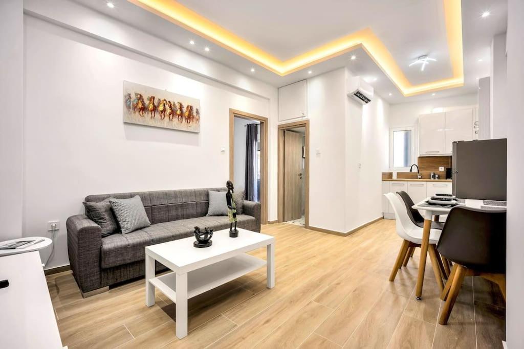 Artemis Modern Apartment Atenas Exterior foto